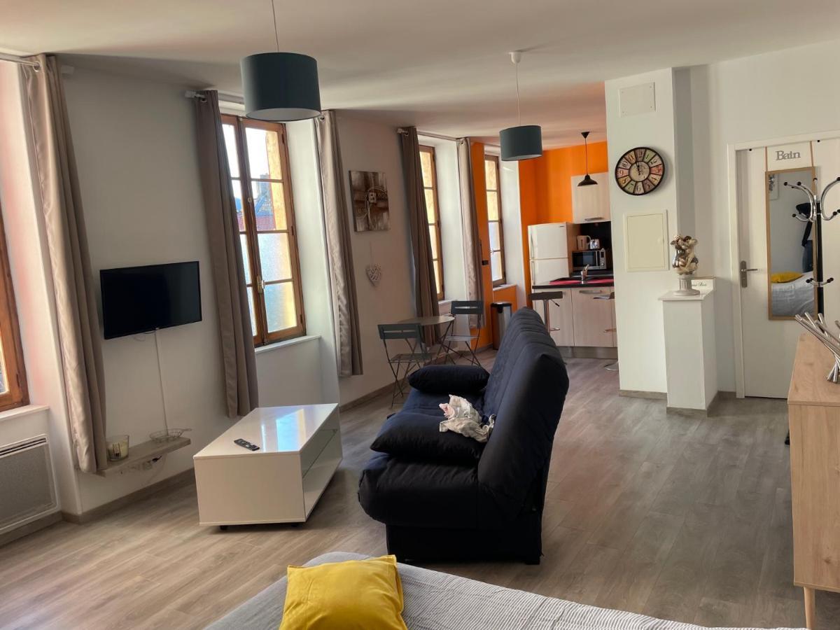Millau Superbe Studio 35M2 Centre Ville Calme Et Ajoure Exteriör bild