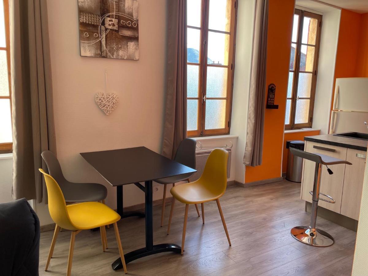 Millau Superbe Studio 35M2 Centre Ville Calme Et Ajoure Exteriör bild